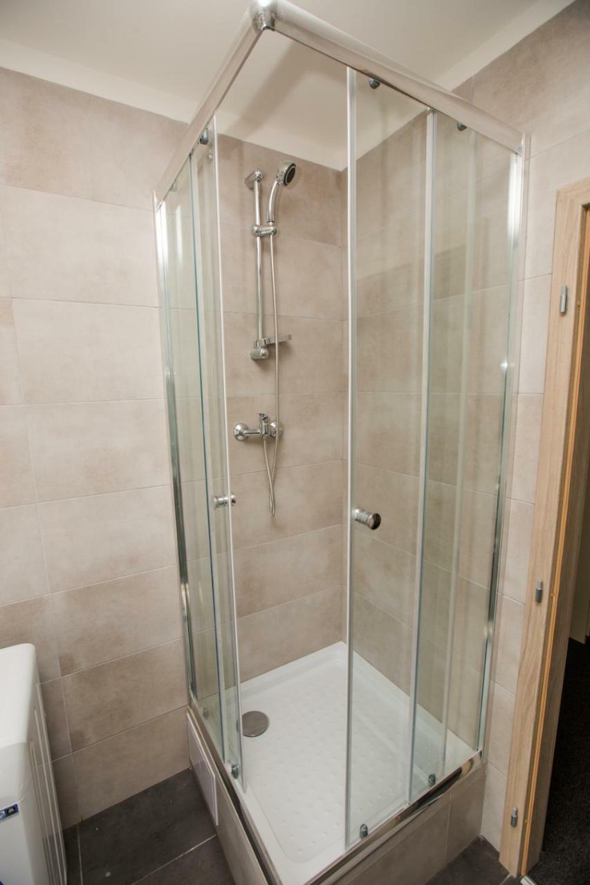 Hotel Blue Apartment Bratislava Ngoại thất bức ảnh