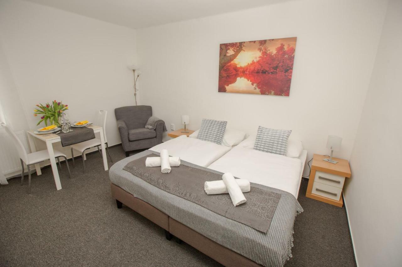 Hotel Blue Apartment Bratislava Ngoại thất bức ảnh